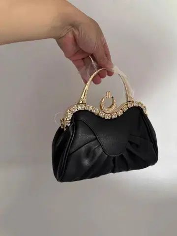 스톤 장식 블랙 핸드백