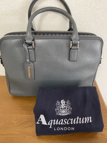 Aquascutum 아쿠아 스큐텀 그레이 비즈니스 백 스트랩 포함