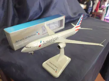 hogan 1/200 아메리칸 항공 보잉 737 MAX8
