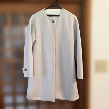 DoCLASSE 노카라 체스터 코트 라이트 베이지
