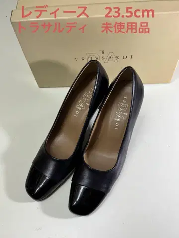 트루사르디 여성용 펌프스 미사용품