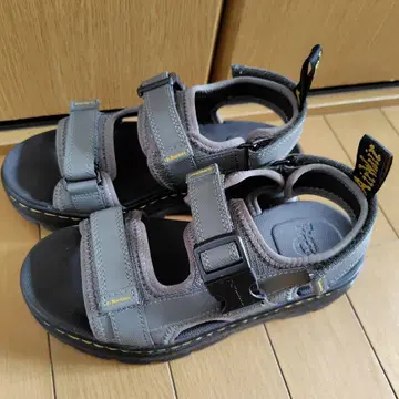 Dr.Martens: 스포츠 샌들 UK3