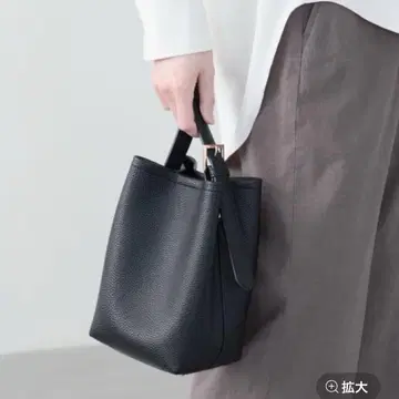 Elura 미니 버킷 숄더 블랙