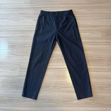 21SS Theory Kelso Graham 바사르트