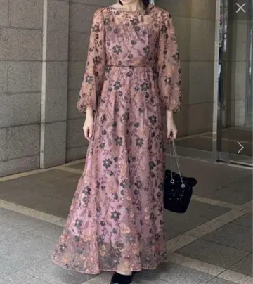 카스타네 어반 블랑쉬 포멀 원피스