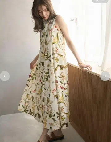 미라 오웬 00 사이즈 보타니컬 프린트 솔리드 원피스 S 아이보리