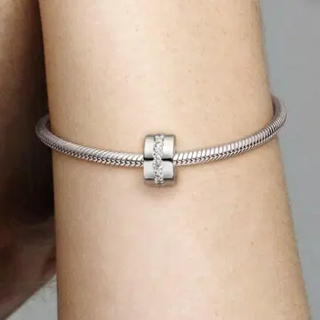 Clear Sparkling Row Clip 스페이서 클립 참