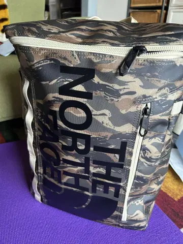 노스페이스 카모플라쥬 냅색