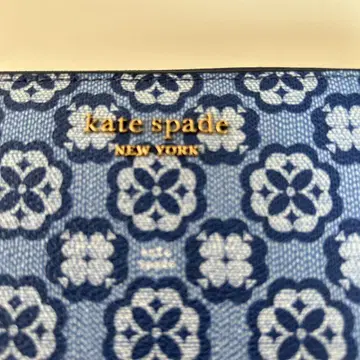 kate spade 꽃무늬 이중 접이식 지갑