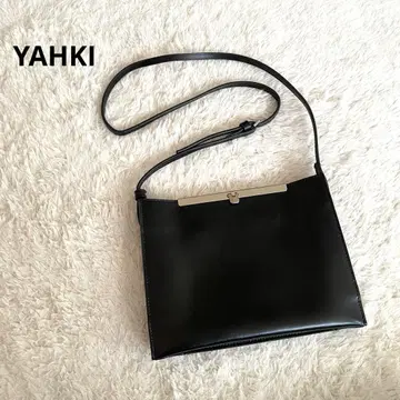 YAHKI 스퀘어 숄더백 블랙