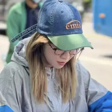 EMIS 데님 캡 그린 x 블루 남녀 공용