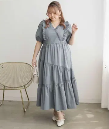쿠레트 블루 그레이 프릴 티어드 롱 드레스
