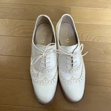 피티 페미니네 22.5cm