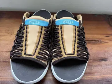 KEEN 킨 브라운 베이지 샌들 27.5cm