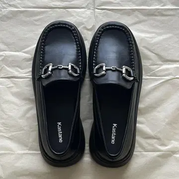 Kastane 카스타네 비트 로퍼
