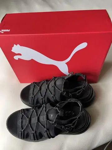 Puma 블랙 샌들 25cm