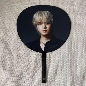INI 사노 유타카 XQUARE 부채