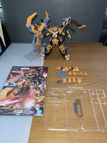 HG 슈퍼로봇대전 OG 건레온 파치 조립 완성품