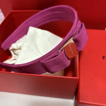 FERRAGAMO 페라가모 머리띠 핑크