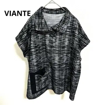 VIANTE 트위드 티셔츠 프렌치 슬리브 빅 버튼 장식 시원함