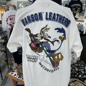 (4) VANSON 티셔츠 로드 러너 와일리 코요테 화이트