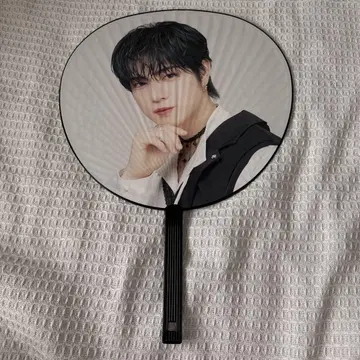 INI 사노 유타카 LAPOSTA 2025 부채