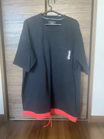 glamb 티셔츠