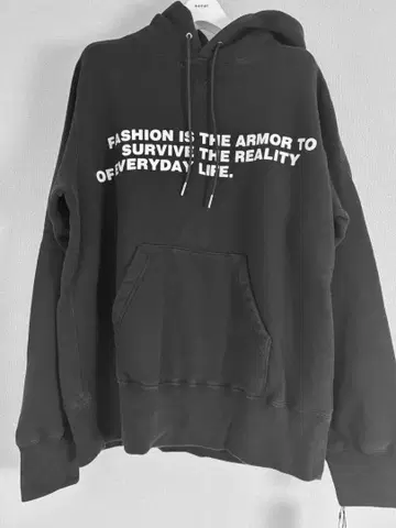 택 포함 미사용 새상품 사카이 sacai 프린트 후디 후드티