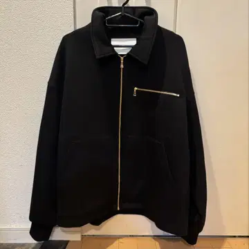 CULLNI 블랙 집업 자켓