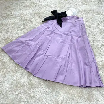 노엘라 라벤더 플레어 스커트 블랙 리본