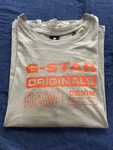 거의 미사용의 새상품급 G-STAR RAW 티셔츠