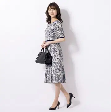 보타니컬 프린트 반팔 롱 원피스
