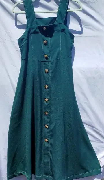 olive des olive 버튼 프론트 슬리브리스 드레스
