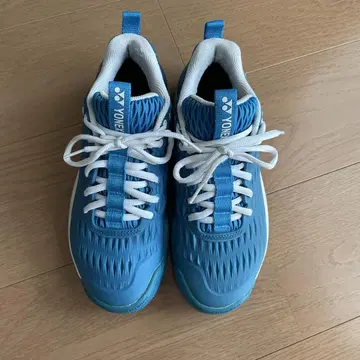 요넥스 테니스화 24cm