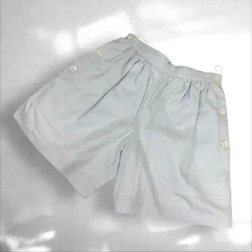 CARVEN 칼벤 청순 스타일 사이드 버튼 숏 팬츠 라이트 블루 (C2)