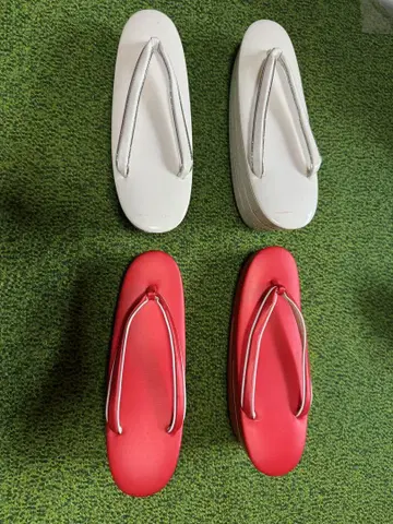 화이트 레드 슬리퍼형 신부 조리