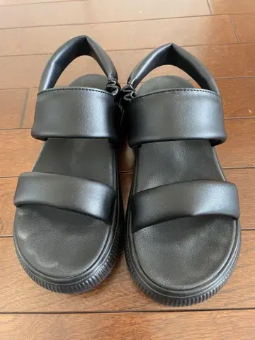 푸마 블랙 스포츠 샌들 23