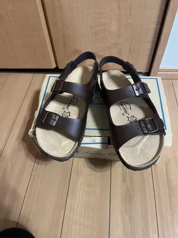 호킨스 브라운 가죽 코르크 샌들