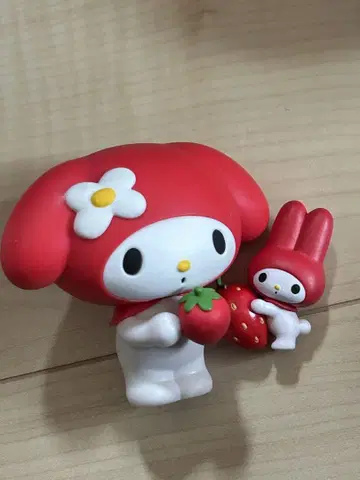 마이멜로디 피규어 딸기 세트