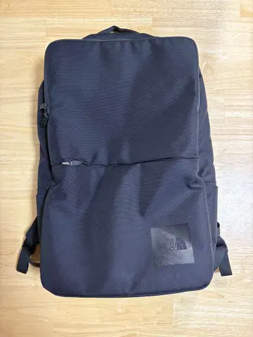 노스페이스 셔틀 데이팩 NM81863