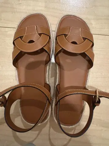 자라 샌들 size35