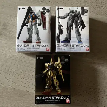 GUNDAM STANDart: 3개 묶음 판매 건담
