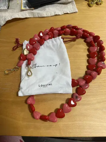 LOUVINI 하트 참