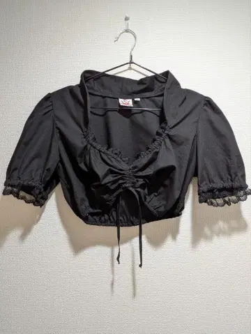 숏 티롤리안 블라우스