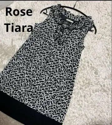 Rose Tiara 로즈 티아라 프릴 하트 원피스 첸닉