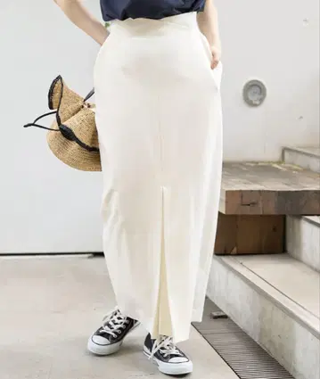 Rouge vif 루즈 비프 허리 절개 슬릿 스커트 아이보리
