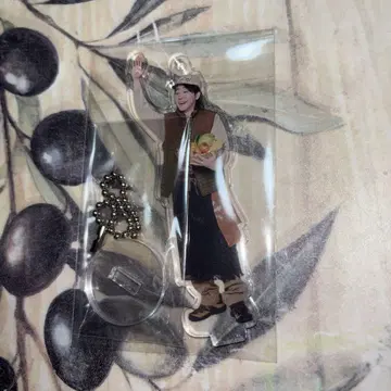 라일락 아크릴 키링 야오야 모토키