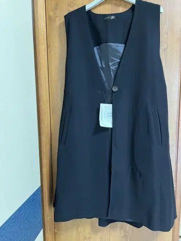 Aga 블랙 노카라 베스트