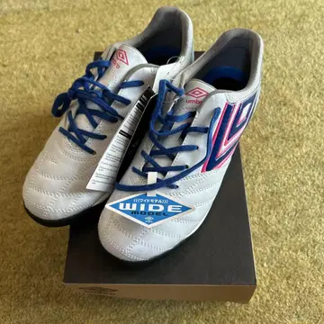 엄브로 축구화 UZ4WJBO1AP 24.0cm WIDE
