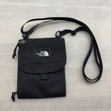 & 노스페이스 숄더백 블랙